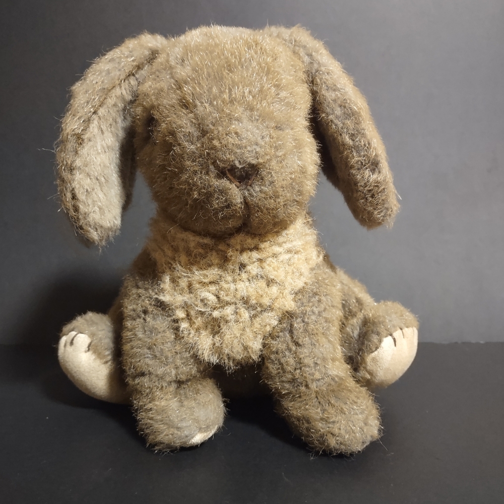 Vintage 1985 GUND Bunny Rabbit Plush 12” Brown Realistic Woodland Wildlife
